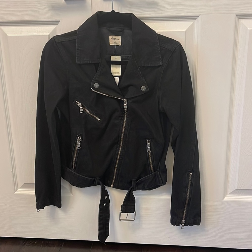 NEW ❤️ Gap Jacket Size Small